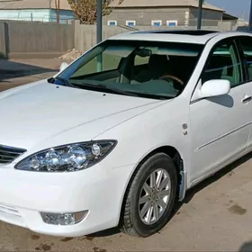 Toyota Camry 2005