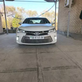Toyota Camry 2016