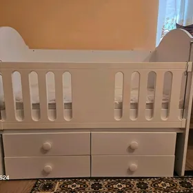 детская кровать+матрас