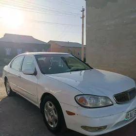 Infiniti I30 2000