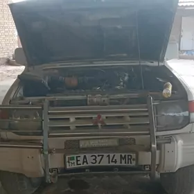 Mitsubishi Pajero 2008