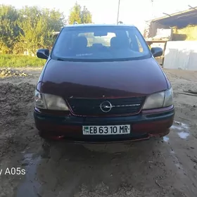 Opel Sintra 1999