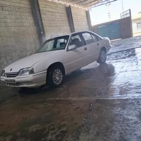 Opel Vectra 1990