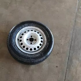 Nissan sunny teker 185/70r14