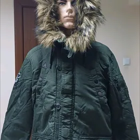 Новая мужская куртка