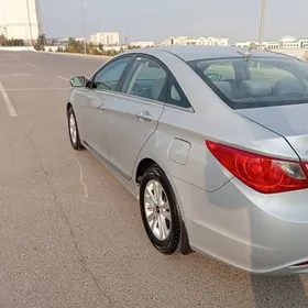 Hyundai Sonata 2010