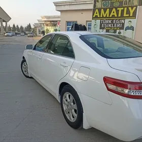 Toyota Camry 2010