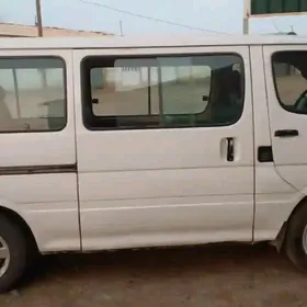 Toyota Hiace 2003