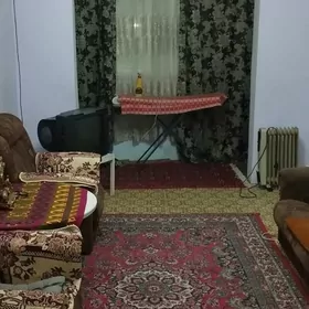 Гагарин 1-этаж 2-ком