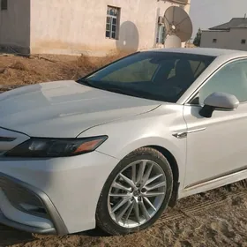 Toyota Camry 2022