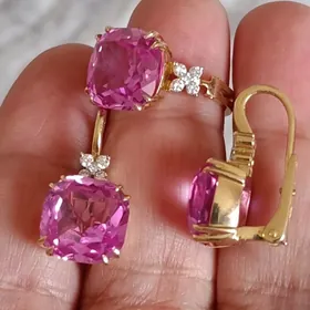 Gyzyl yerewan komplekt