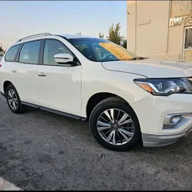 Nissan Pathfinder 2020