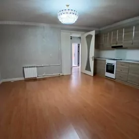 3 ком 3/1 этаж 5 мкр