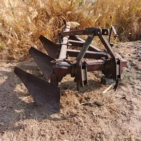 traktor yzky yer ahtaryan