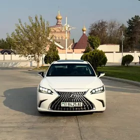Lexus ES 350 2019