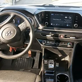 Hyundai Sonata 2020