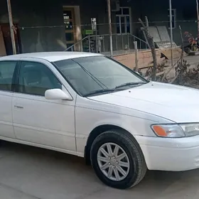 Toyota Camry 1999