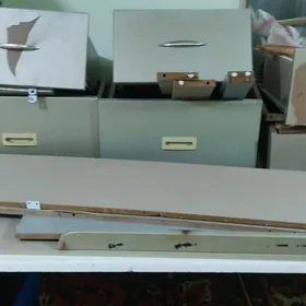 Двухъярусная кровать - стол