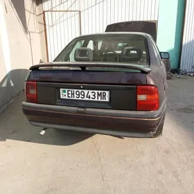 Opel Vectra 1992