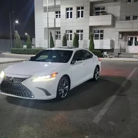 Lexus ES 350 2020