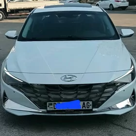 Hyundai Elantra 2021