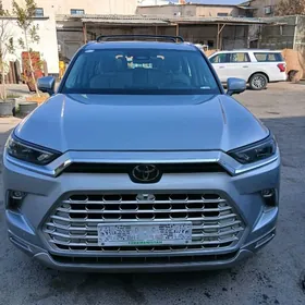 Toyota Grand Highlander 2024