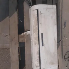 от кондёра внутренний блок