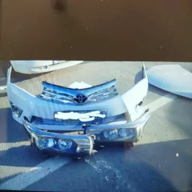 Carolla 2014 haliji öňi