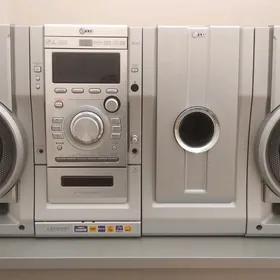 Музыкальный центр LG Muzyk