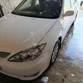 Toyota Camry 2005