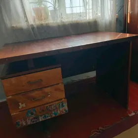 посьменный стол