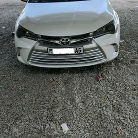 Toyota Camry 2017