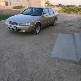 Toyota Camry 1998