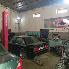 mersedes w BMW angar satlyk