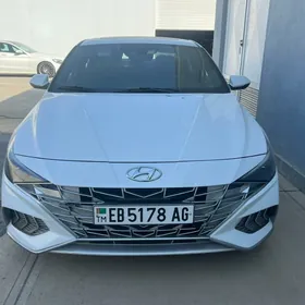 Hyundai Elantra 2021