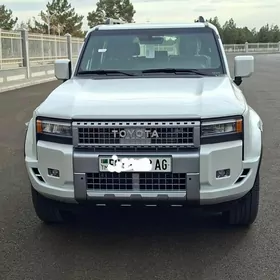 Toyota Land Cruiser Prado 2024