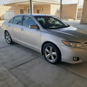 Toyota Camry 2010