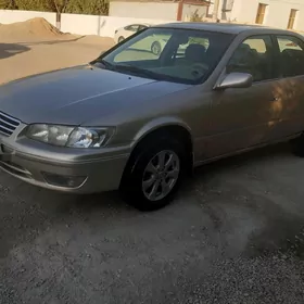 Toyota Camry 1999