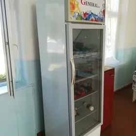 Витринный холодильник