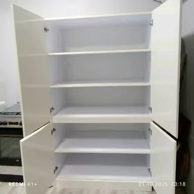 кухиний мебель