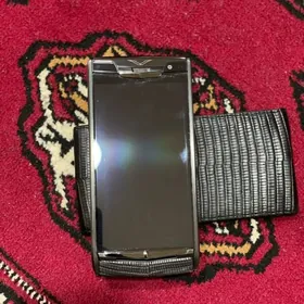 Vertu signature