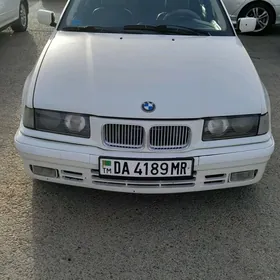 BMW 320 1992