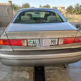 Toyota Camry 2001