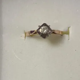 Бриллиантовое кольцо