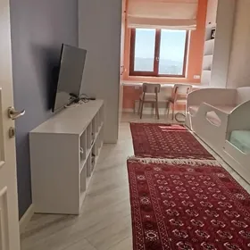 16 этап 2 этаж 4 ком 220м²