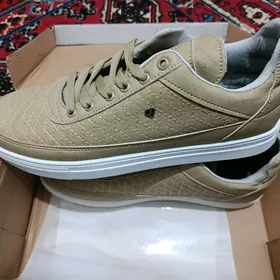 красовки новые