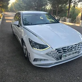 Hyundai Sonata 2021