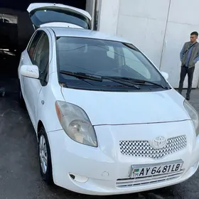 Toyota Yaris 2008