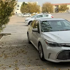 Toyota Avalon 2013