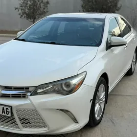 Toyota Camry 2015